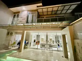 Rumah Semi Villa di Sunset Road