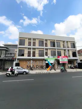 Ruko strategis 3 lantai poros jalan ade irma suryani klojen malang