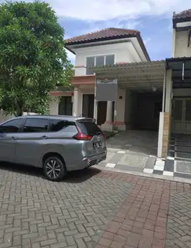 Rumah Di Fullerton Citraland Surabaya