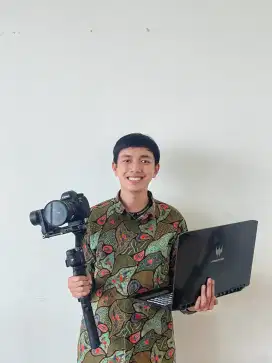 Sebagai seorang designer, video editor, animator