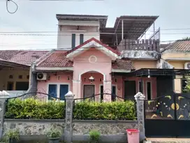 Disewakan rumah full furnished di belakang McDonald Kebun Sayur.