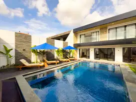 REFINED THREE-BEDROOM VILLA WITH THOUGHTFUL FEATURES IN THE HEART OF S
