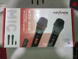 Mic Advance 208