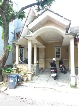 Dijual Rumah belakang Aeon mall Sentul City
