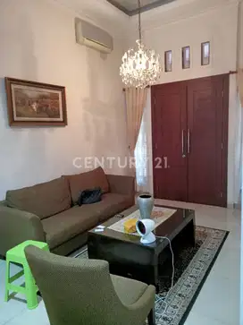 Rumah Strategis Dan Bagus Di Pulomas Jakarta Timur S7368
