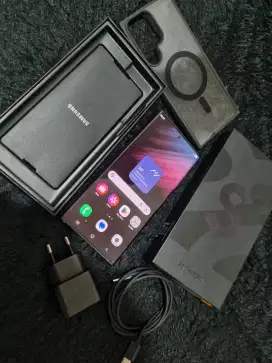 Samsung S22 Ultra 12/256 GB Fullset Sein