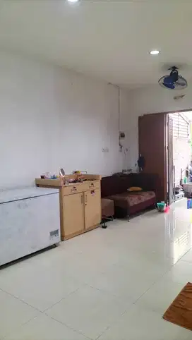 JUAL CEPAT RUMAH KELAPA GADING 2 1/2 LANTAI