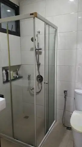 JUAL CEPAT RUMAH GREEN LAKE CITY CLUSTER ASIA 2 LANTAI SDH COR 2 LANTA