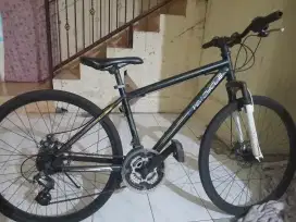 Di jual sepeda merk wimcycle ukuran 26
