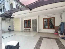 JUAL CEPAT RUMAH KELAPA GADING JANUR INDAH 2 LANTAI SEMI FURNISHED