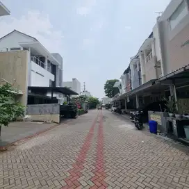 Rumah di grand puri grisenda bagus dan terawat