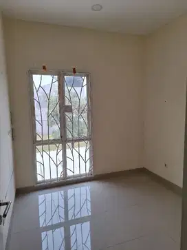 Jual rumah diMetland Menteng cluster Victoria 