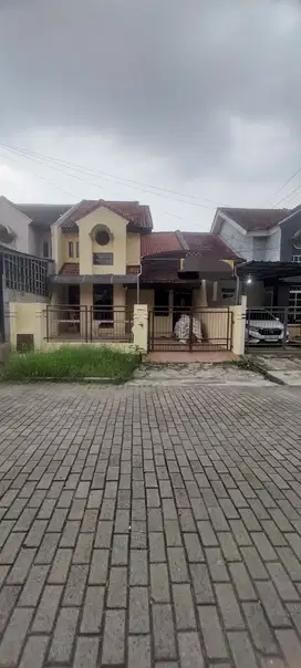 Di jual rumah sektor 7a siap dipinang
