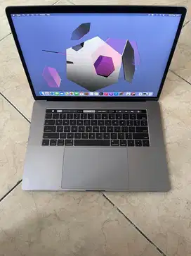 Apple Macbook Pro 2017 Touchbar Core i7 16/512