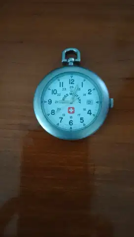 Jam saku swiss military