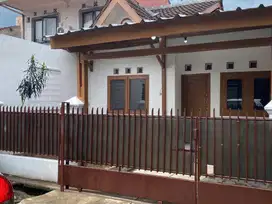 DIJUAL RUMAH SIAP HUNI VILLA DAGO PAMULANG, ALAM ASRI 3