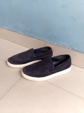 Sepatu Casual PRADA
