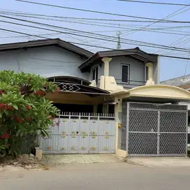 Rumah Pinggir Jalan 7 KT 4 KM Harapan Jaya Bekasi Utara