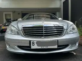 Mercedez Benz S 300 L A/T Tahun 2009