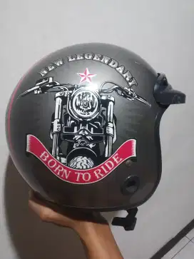 Helm bogo merk KNC