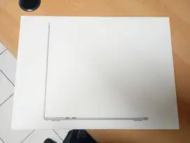 Macbook Air M3 15inch 8/256 (2024)