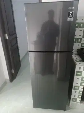 AQUA Kulkas 2 Pintu