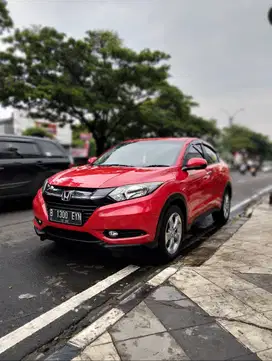 HR-V E CVT 2017 AT – Mobil Nyaman, Cocok untuk Keluarga!