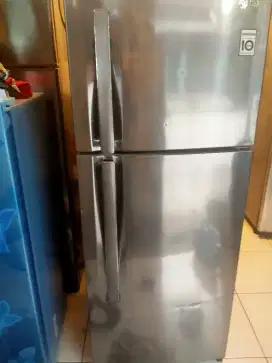 Kulkas LG inverter