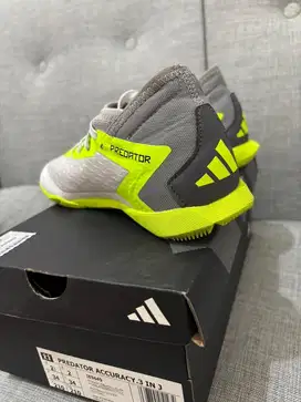 Adidas predator Sepatu futsal anak