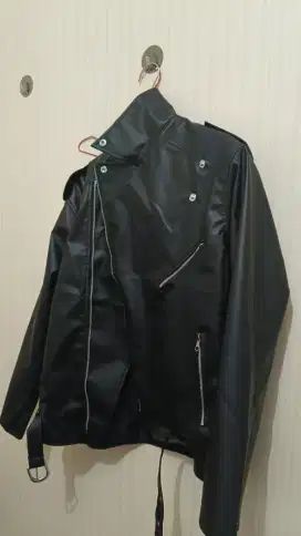 jaket semi kulit