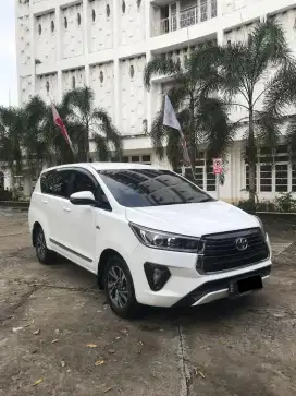 INNOVA 2.0 V LUXURY 2021