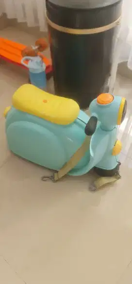 Tas koper model skuter anak