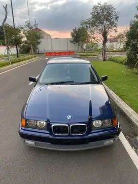 BMW e36 320i M52B20