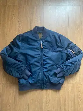 Jaket Alpha Industries x Deus Ex Machina