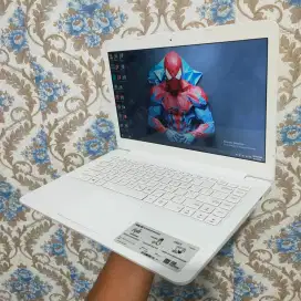 Laptop Asus Vivobook E402Y AMD E2-7015 HDD 1TB