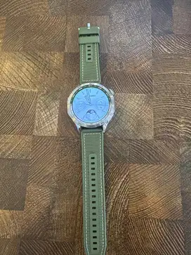 Jam huawei GT4 hijau