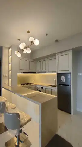 Disewakan apartemen mewah, full furnish,Pakuwon mall Pakuwon Indah