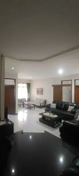 Dijual Rumah Lega dan Nyaman di Taman Cibaduyut Indah