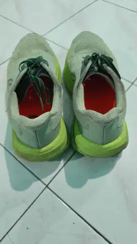 Sepatu Ortus Hyperblast
