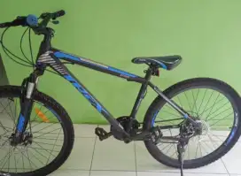 Di jual sepeda sport