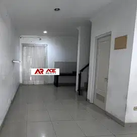 P Mei Dijual Cepat Rumah 6x15 SiaP Huni Cluster Europe Green Lake City