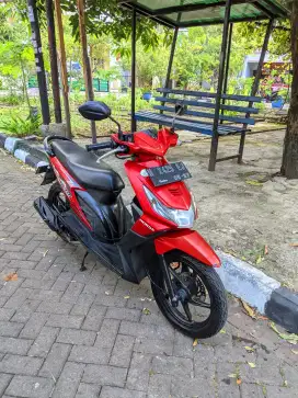 BEAT 2012 ISTIMEWA ( MERAH)