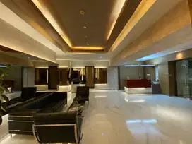 Sewa Kantor Unit Furnished 5 Pax di Wisma BNI Dekat MRT KRL dan TJ