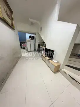 Rumah Murah 2 Lantai Siap Huni Graha Raya dekat Transpark Bintaro