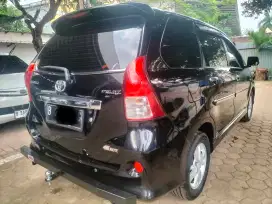 AVANZA VELOZ 1.5 AT 2012