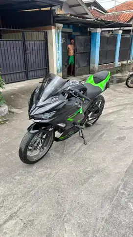 FORE SALE! Ninja FI 250 2019 SE KM super Rendah