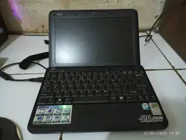 MSI U100, Ram 2GB, HD 100GB, Win 7, Minus layar.