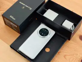 Huawei Mate 70 pro 12/1TB bea cukai