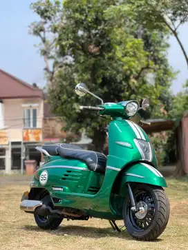 Peugeot django 2023 surat ready km 600 ( royal alloy scomadi gts )