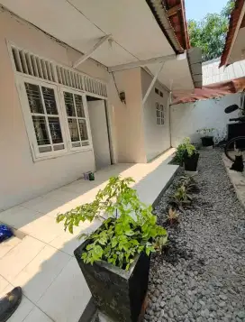 Rumah kontrakan Ciputat STRATEGIS